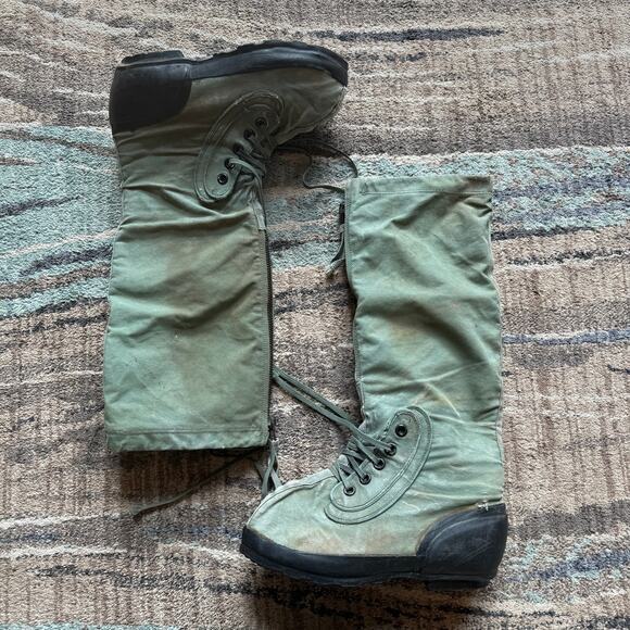 Vintage 70's US Military Army N-1B Extreme Cold Weather Green Boots Sz Medium - Picture 1 of 12